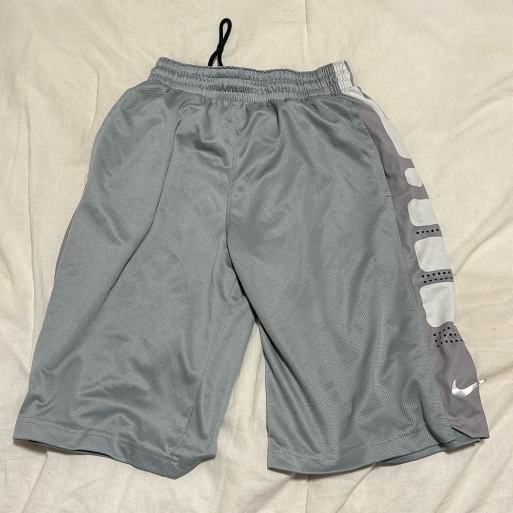 Elite basketball shorts